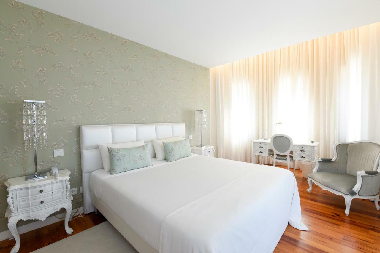 Sundial Gardens & Suites 4* Sandim